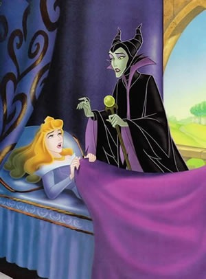 Aurora-and-Maleficent-Sleeping-Beauty
